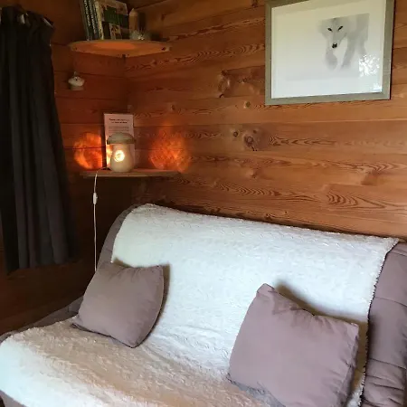 La Aux Secrets - Au Milieu De Nulle Part